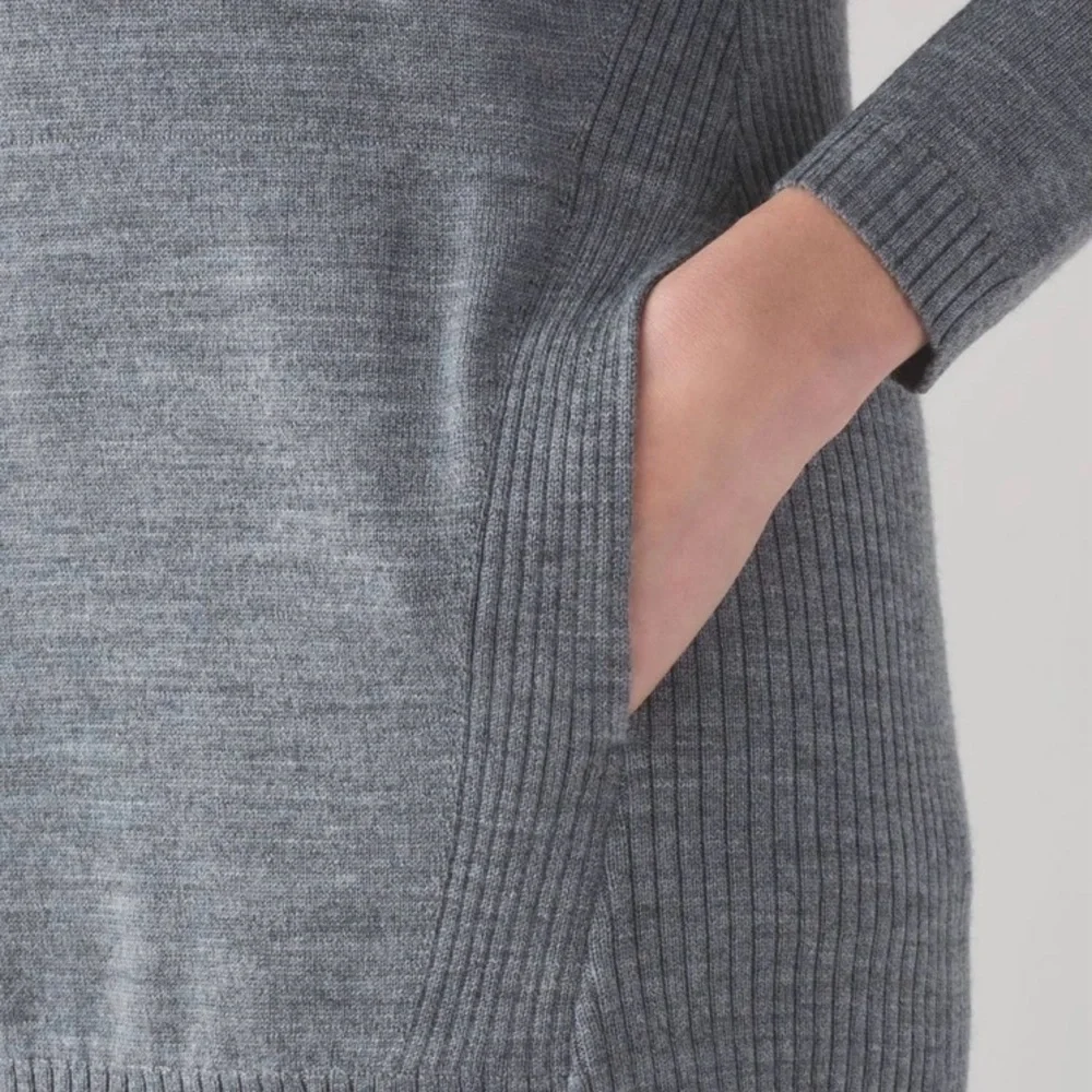 Lululemon Sweat And‎ Savasana Sweater Size 6 - Picture 3 of 8